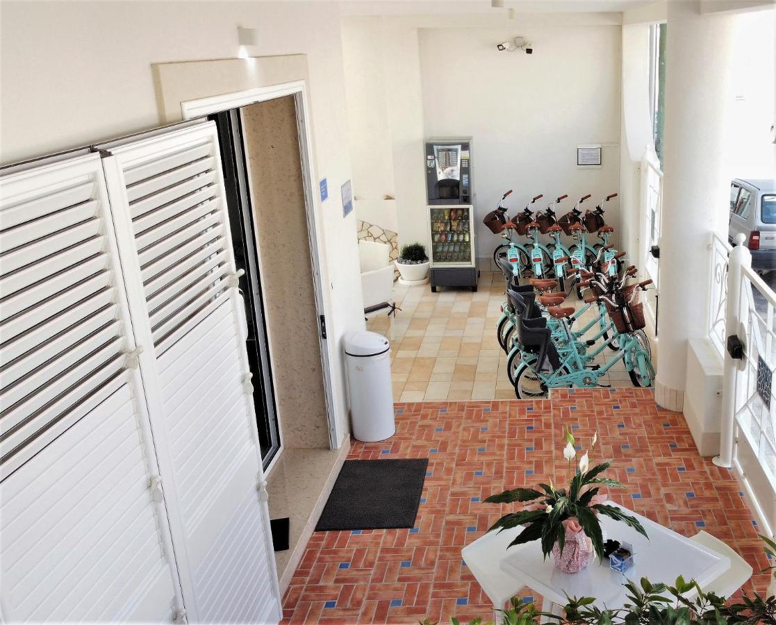 Kalinifta Rooms Apartment Torre Lapillo Exterior foto