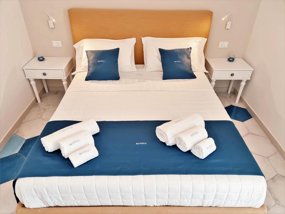 Kalinifta Rooms Apartment Torre Lapillo Exterior foto